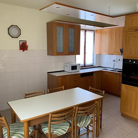 Hausemi Apartment *